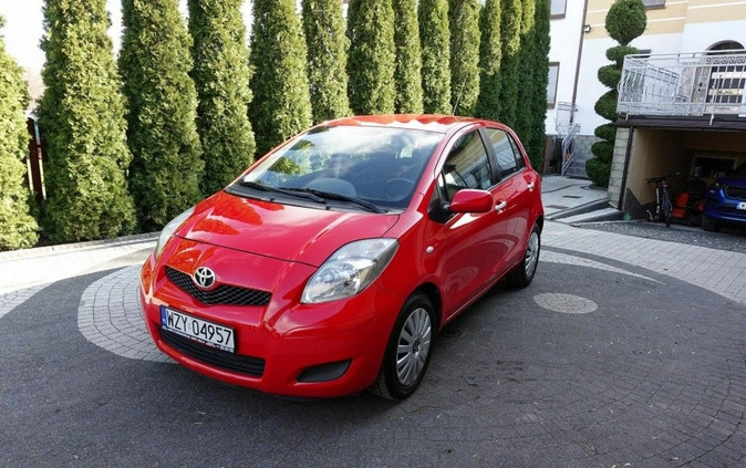 Toyota Yaris cena 19900 przebieg: 192000, rok produkcji 2010 z Pyrzyce małe 121